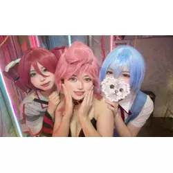 コンカフェアニソンバーあ〜す!