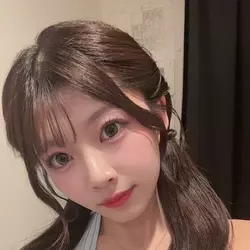 桃瀬 もも