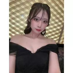 Lu's Luxe Lounge