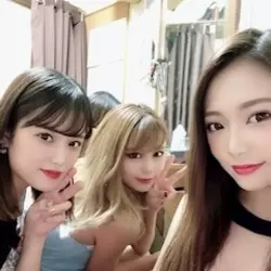 ユイ