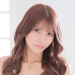 楪 あやめ