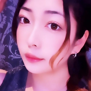 りな|高知市 帯屋町のキャバクラ|LUCIA(ルチア)