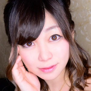 麻倉 まゆ