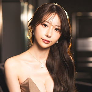 皇 ゆりの