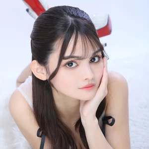 エマ
