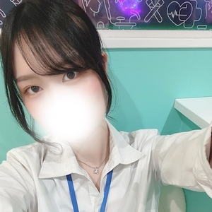 にこ