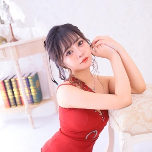 彩華