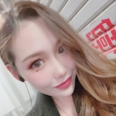 アキ