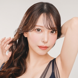 皐月 いおり