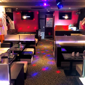 LOUNGE Fine