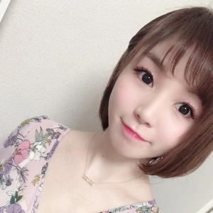 優月 あや菜