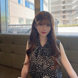 暁美 もえ