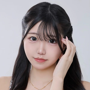 あや