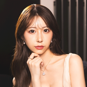 皇 ゆりの