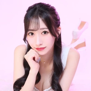 黒魅えりな