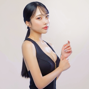 七瀬 なな
