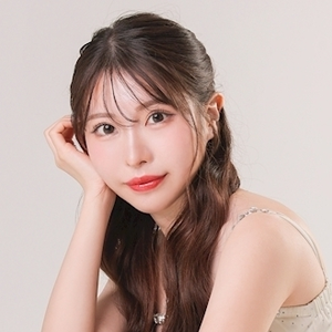 桃叶 みゆ