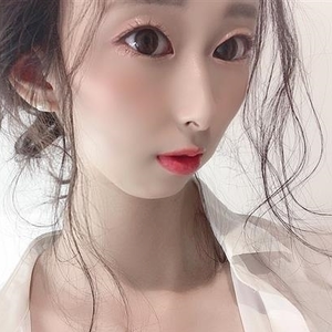 世理華