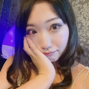 都築 サクラ