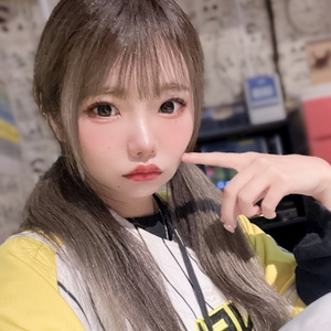 あみな