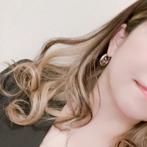 エミ