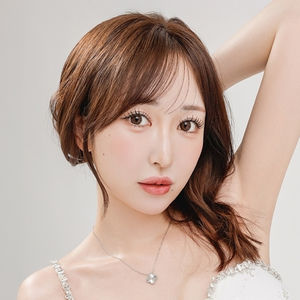 七瀬 みい