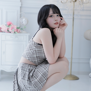 みあ