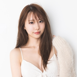 皇 ゆりの