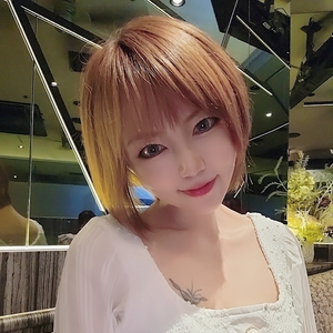 ひとみ