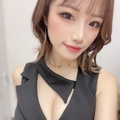 葉月 ひろみ