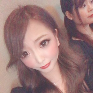 栗山 麻梨奈