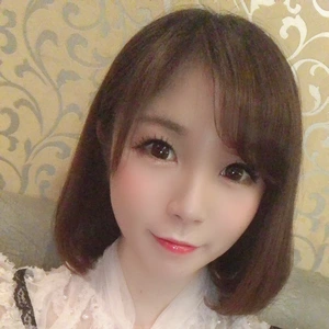 優月 あや菜