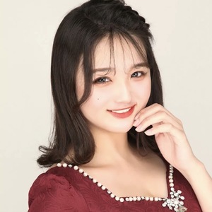 あいな