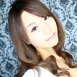 ゆりな