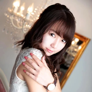 早坂 ゆい