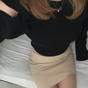 あやな