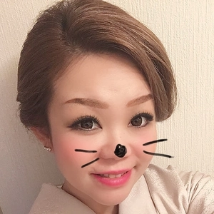山崎 亜美
