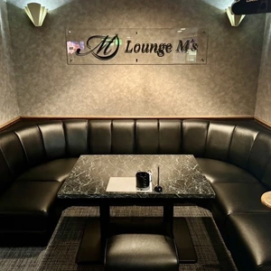 Lounge M's