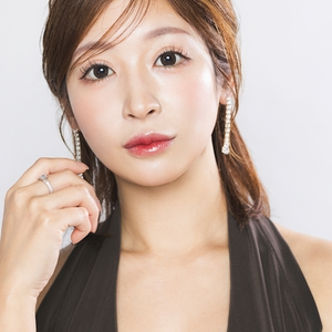 美波 あいか