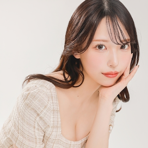 皐月 いおり