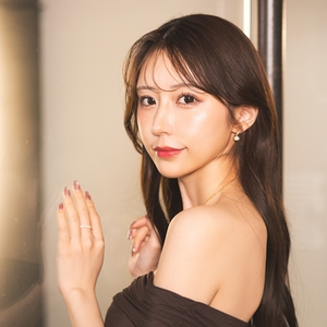 皇 ゆりの