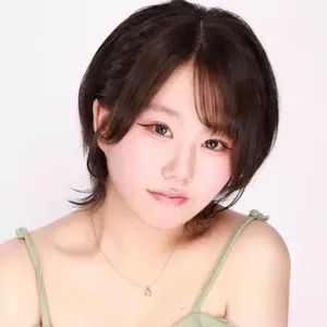 みく|松本市 深志のキャバクラ|Eight(エイト)