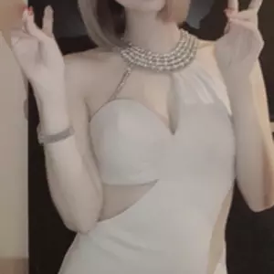 あや