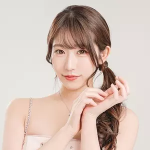 天乃 りさ