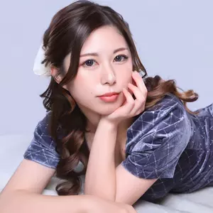 まや