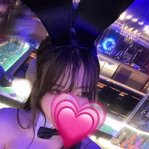 えみ|文京区 湯島のガールズバー|B4(ビーフォー)