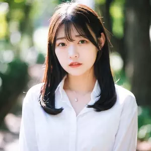 なつ|三島市 一番町のガールズバー|三島女どれみ・カフェ(ミシマジョドレミカフェ)