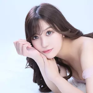 もか|新宿区 歌舞伎町のキャバクラ|AOI(アオイ)