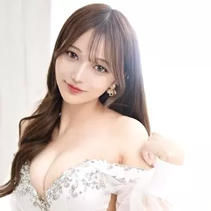 こより|鹿児島市 山之口町のキャバクラ|EMIRAI(エミライ)