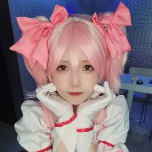 りと|長崎市 本石灰町のコンカフェ|あ～す！()